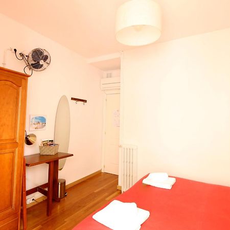 Kasa Katia Guest House Valenza Esterno foto