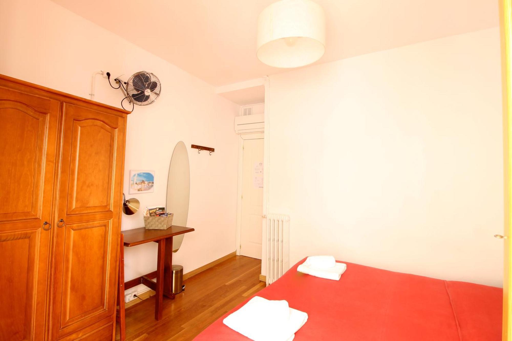 Kasa Katia Guest House Valenza Esterno foto